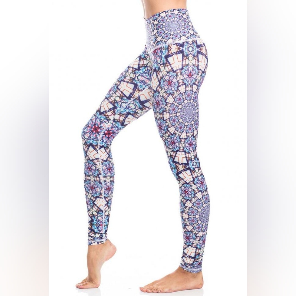 Wolven Threads Mandala Leggings